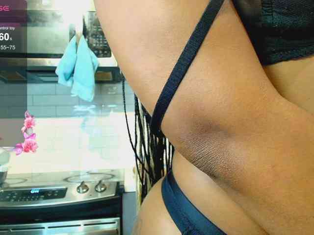 Naomiruty webcam
