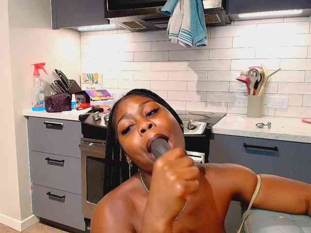 Naomiruty webcam