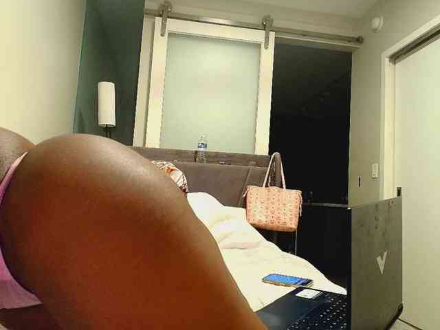 Naomiruty webcam