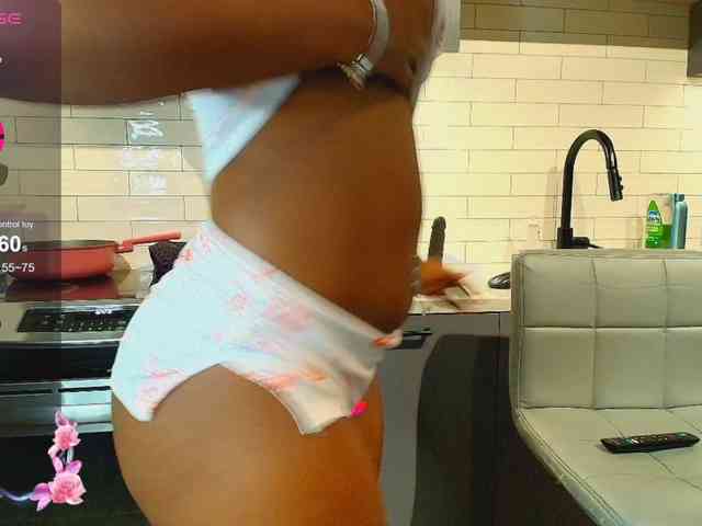 Naomiruty webcam