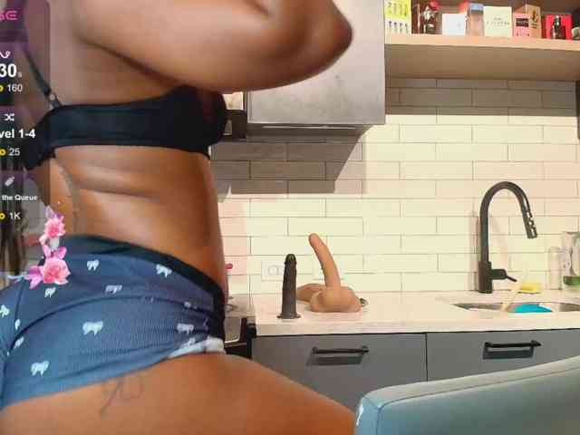 Naomiruty webcam