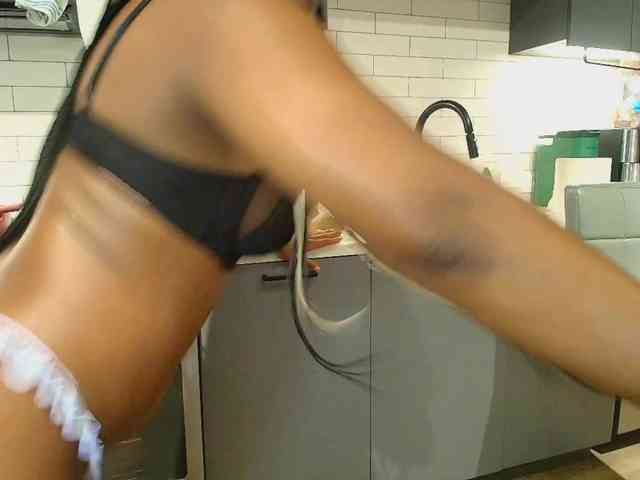 Naomiruty webcam