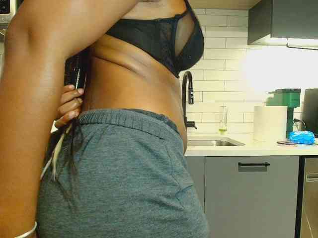 Naomiruty webcam