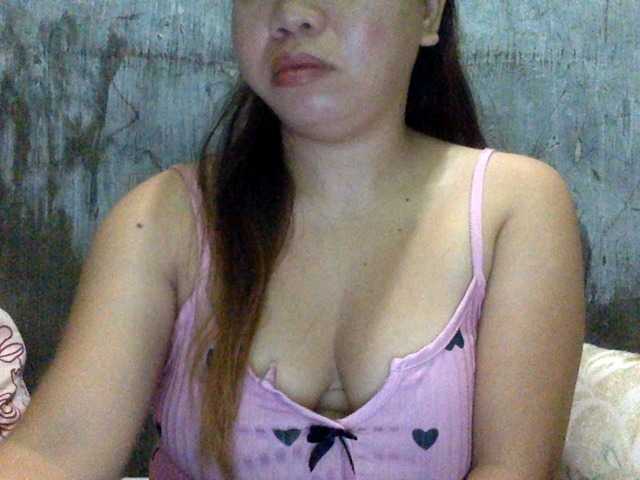 Pinnky69 live cam on BongaCams