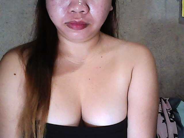Pinnky69 live cam on BongaCams