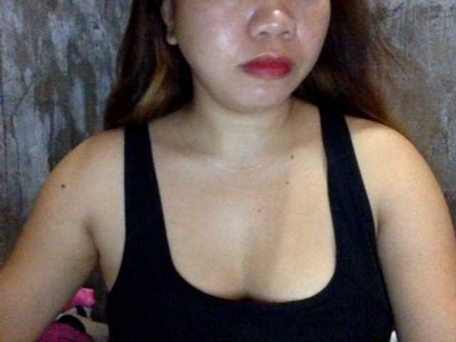 Pinnky69 live cam on BongaCams