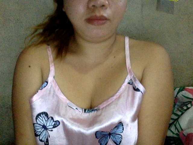 Pinnky69 live cam on BongaCams