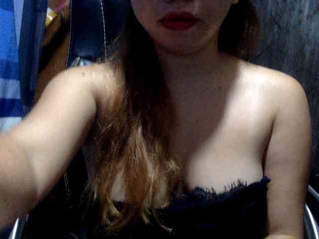 Pinnky69 bongacams