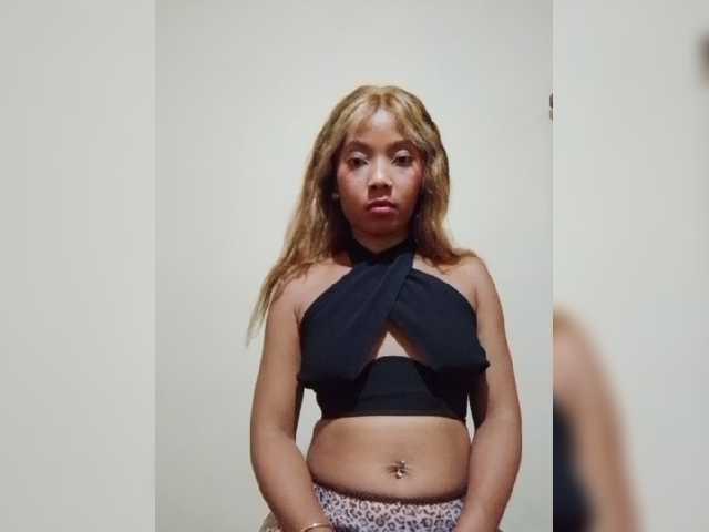 stellah1 live cam on BongaCams