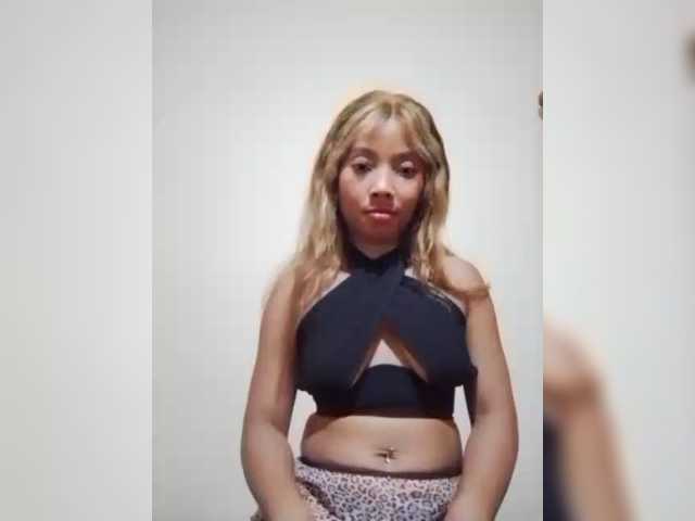 stellah1 live cam on BongaCams