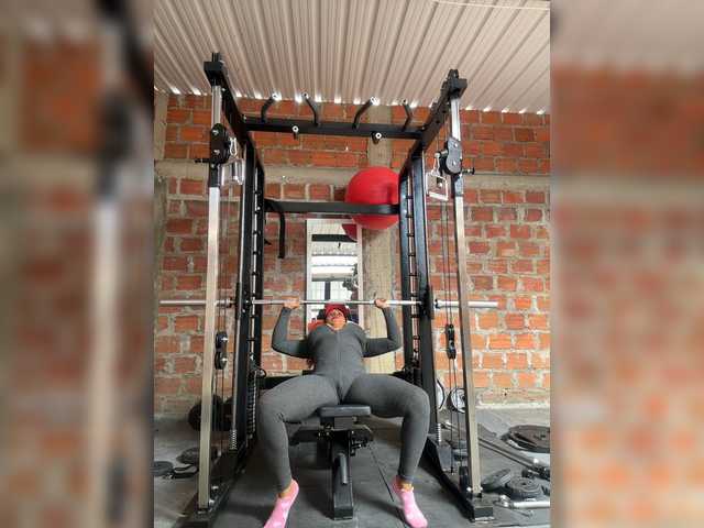 Alannafit live webcam show