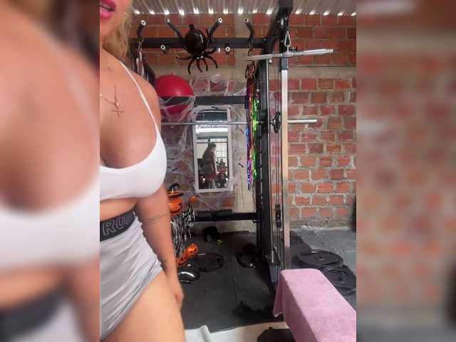 Alannafit live cam