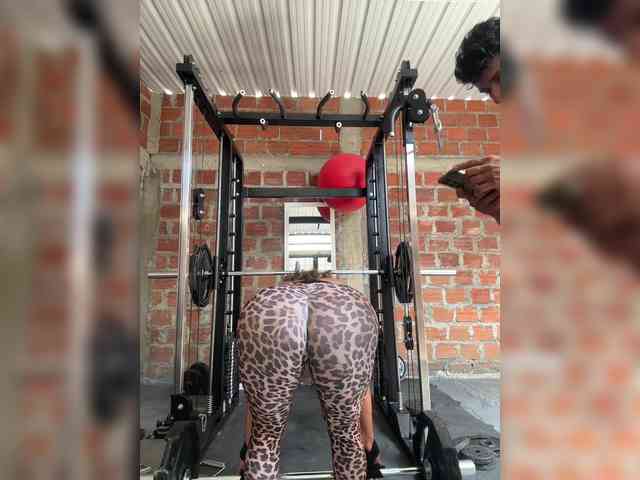 alannafit's live room