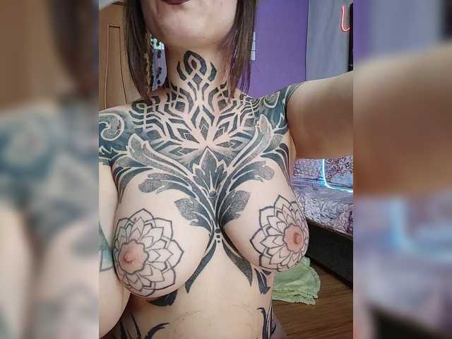 -Yourgirl live cam on BongaCams