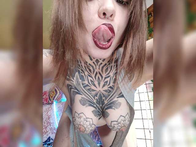 -Yourgirl live cam on BongaCams