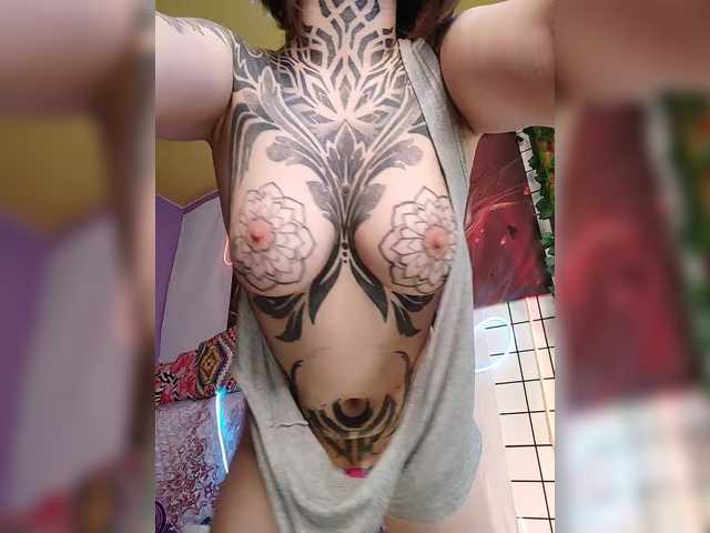 -Yourgirl live cam on BongaCams