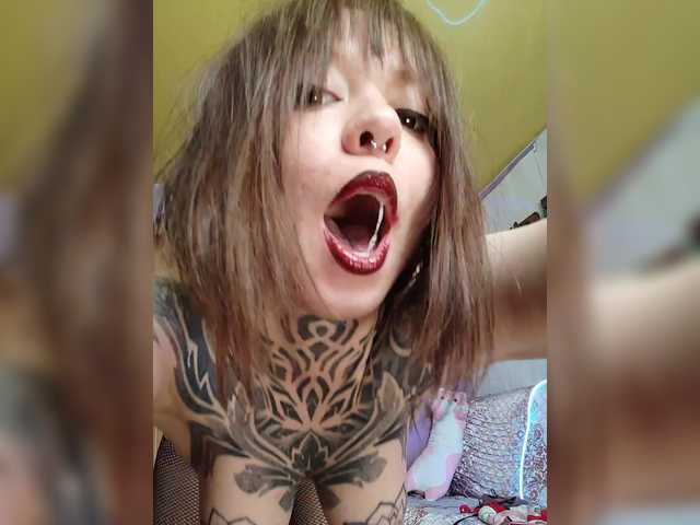 -Yourgirl live cam on BongaCams