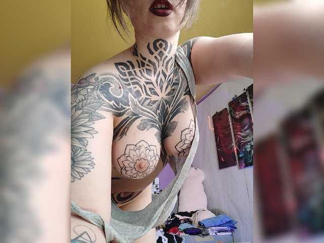 -Yourgirl live cam on BongaCams