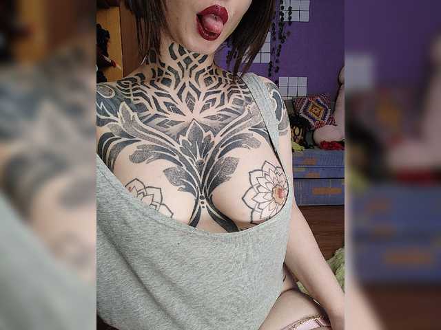 -Yourgirl chat room