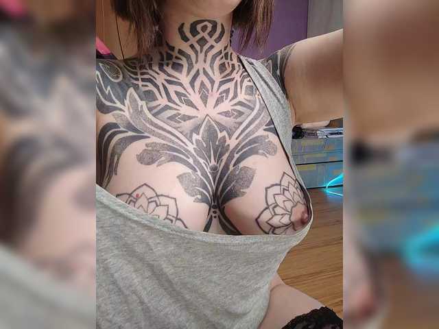 -Yourgirl live cam on BongaCams