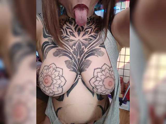 -Yourgirl live cam on BongaCams