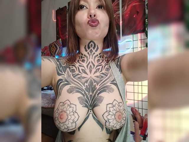 MAMAXOMA live cam
