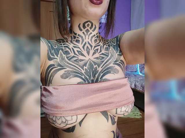 -Yourgirl live cam on BongaCams