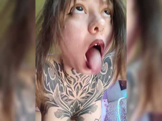 -Yourgirl live cam on BongaCams