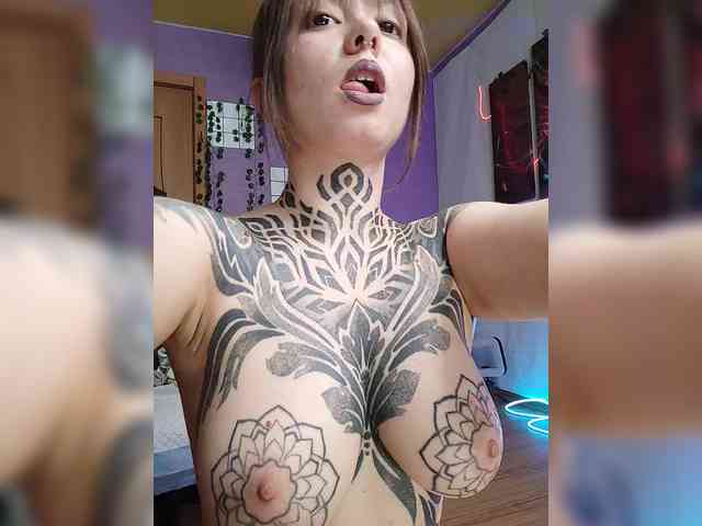 -Yourgirl Sex Cam Show