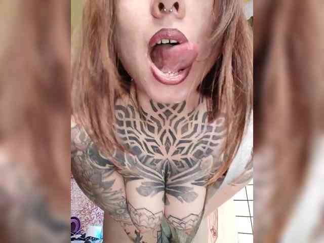 live on cam -Yourgirl