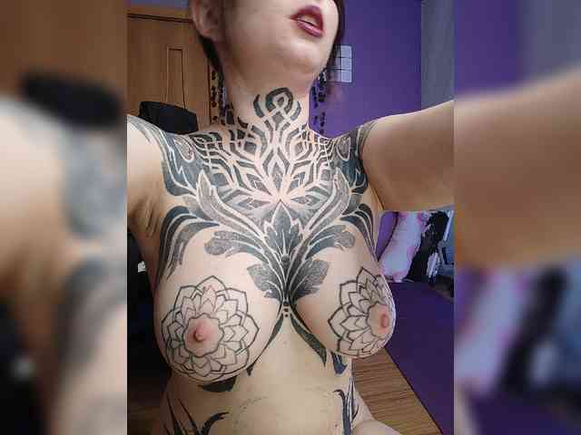 -Yourgirl Sex Cam Show