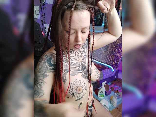 -Yourgirl Sex Cam Show