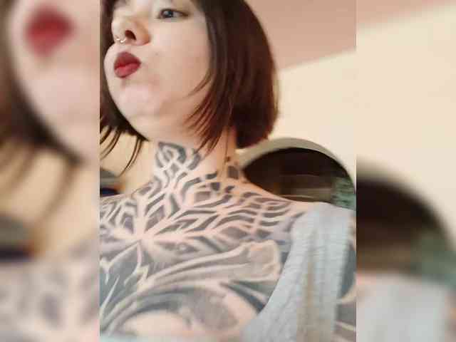 live on cam -Yourgirl