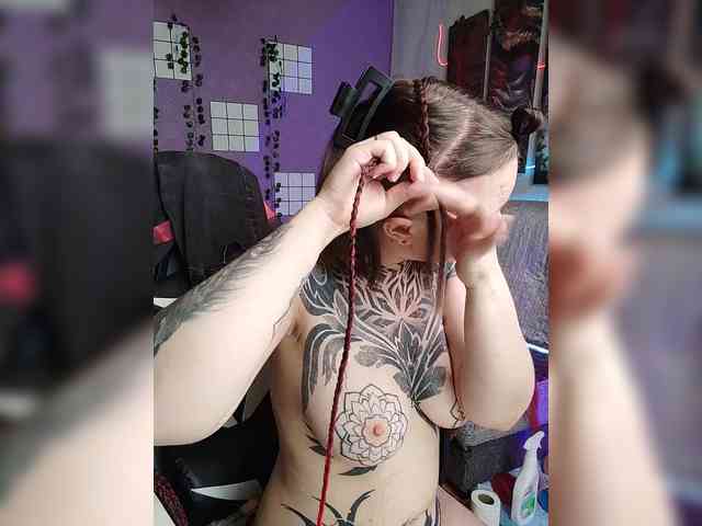 -Yourgirl Sex Cam Show