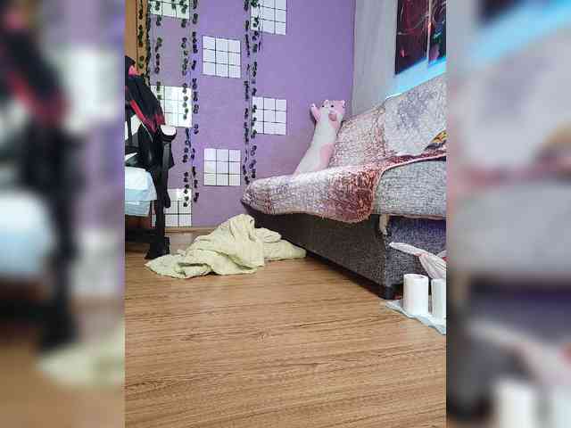 -Yourgirl Sex Cam Show