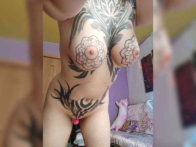 -Yourgirl Sex Cam Show