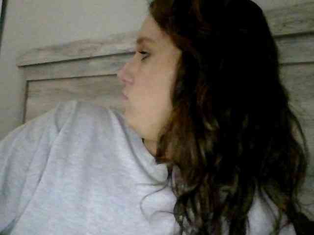 Brunettebabexo3a webcam