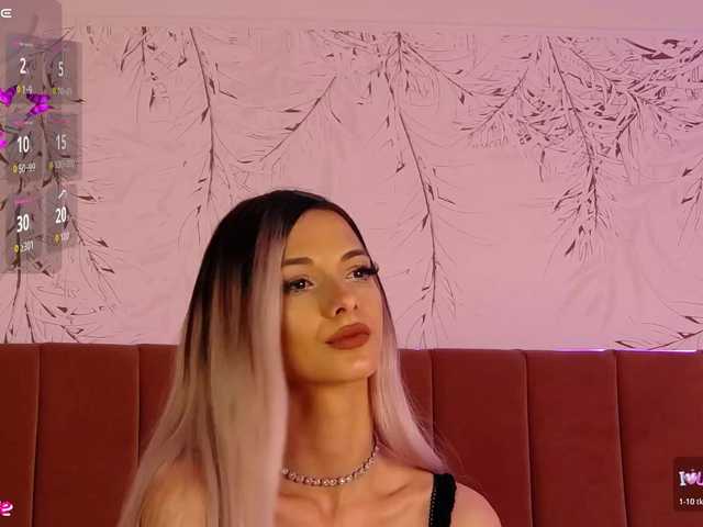 PinkySparkss live cam on BongaCams