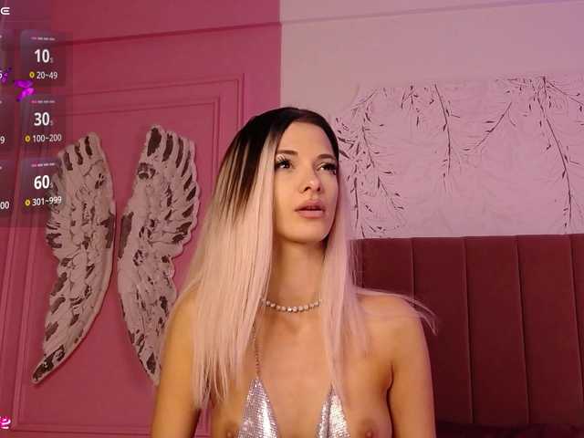 PinkySparkss live cam on BongaCams