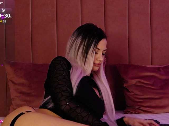 Sex chat gratuit in direct cu PinkySparkss pe BongaCams