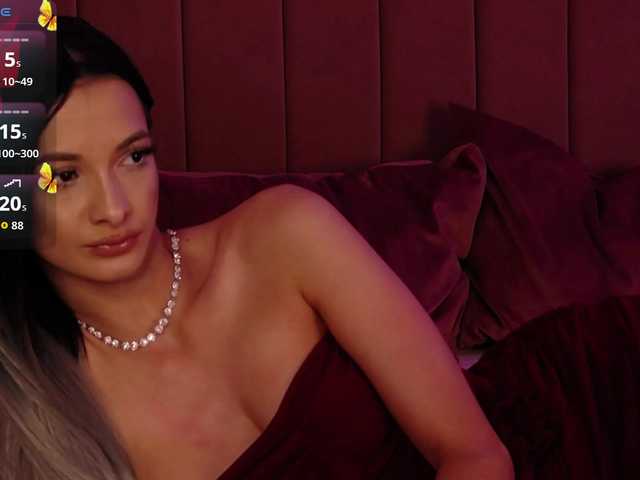 PinkySparkss live cam