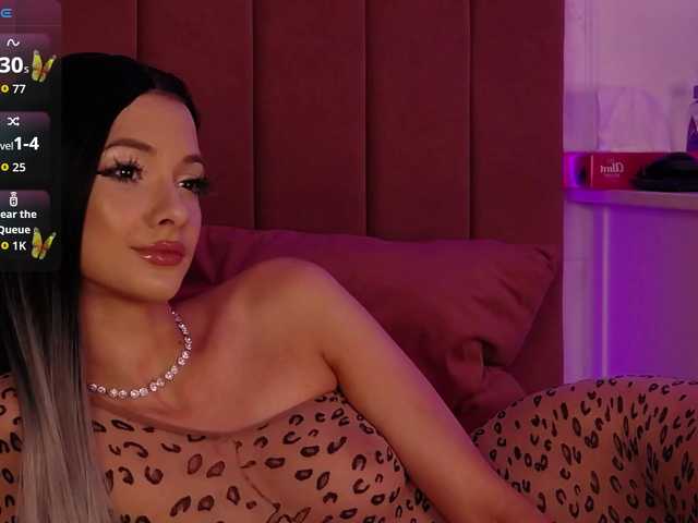 Sex chat gratuit in direct cu PinkySparkss pe BongaCams