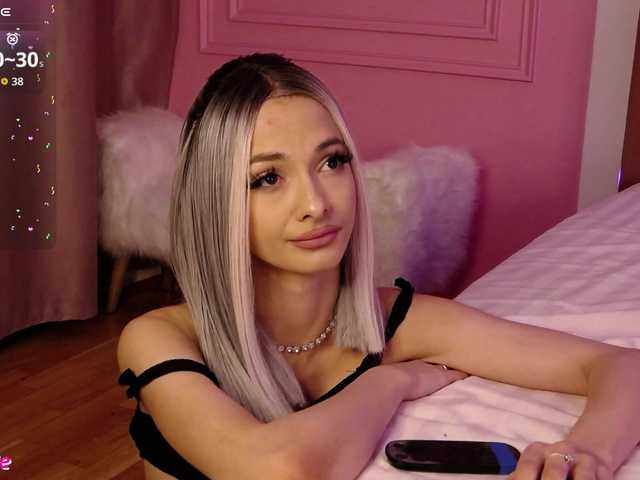 PinkySparkss's BongaCams show and profile