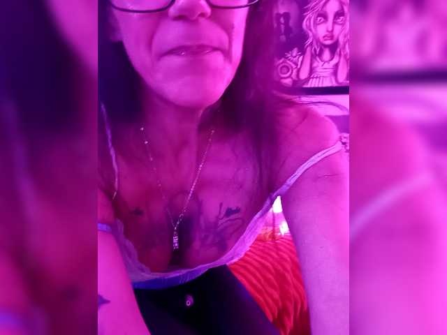 Fecfec91111's BongaCams show and profile