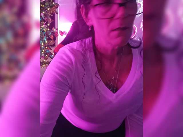 Fecfec91111 live cam on BongaCams