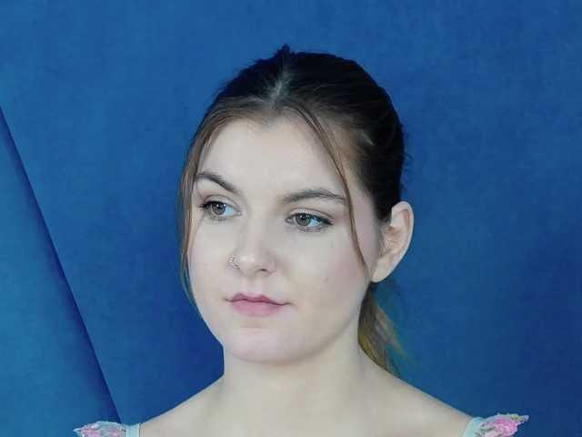 Evelisse live cam on BongaCams