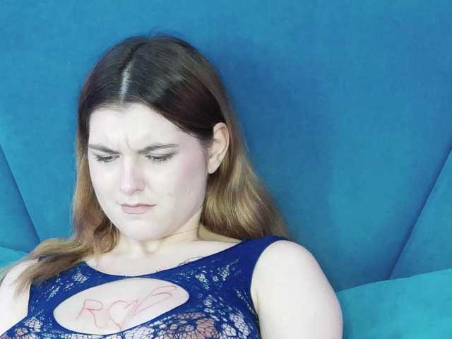 Evelisse live cam on BongaCams