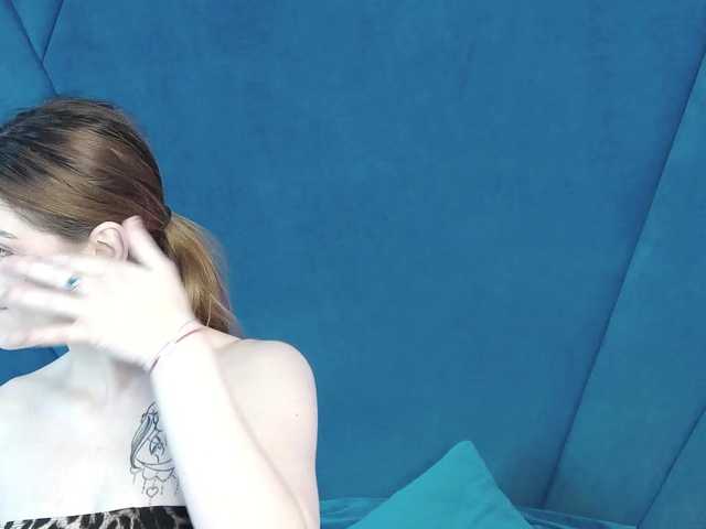 Evelisse live cam on BongaCams