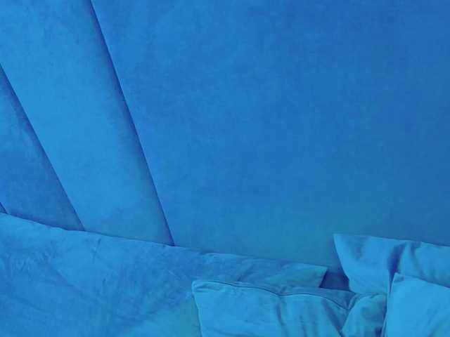 Evelisse live cam on BongaCams