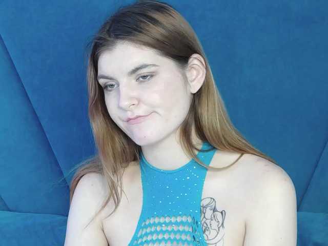 Evelisse live cam on BongaCams